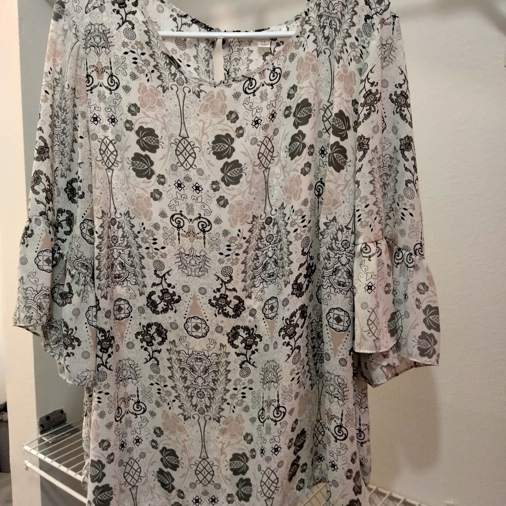 Pink & Black Peasant top sz 2x